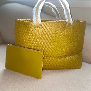 WOVEN LARGE TOTE BAG-MASTARD